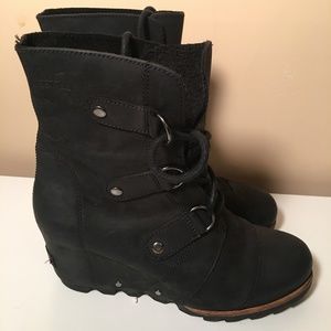 Sorel Wedges Black Joan of Arc